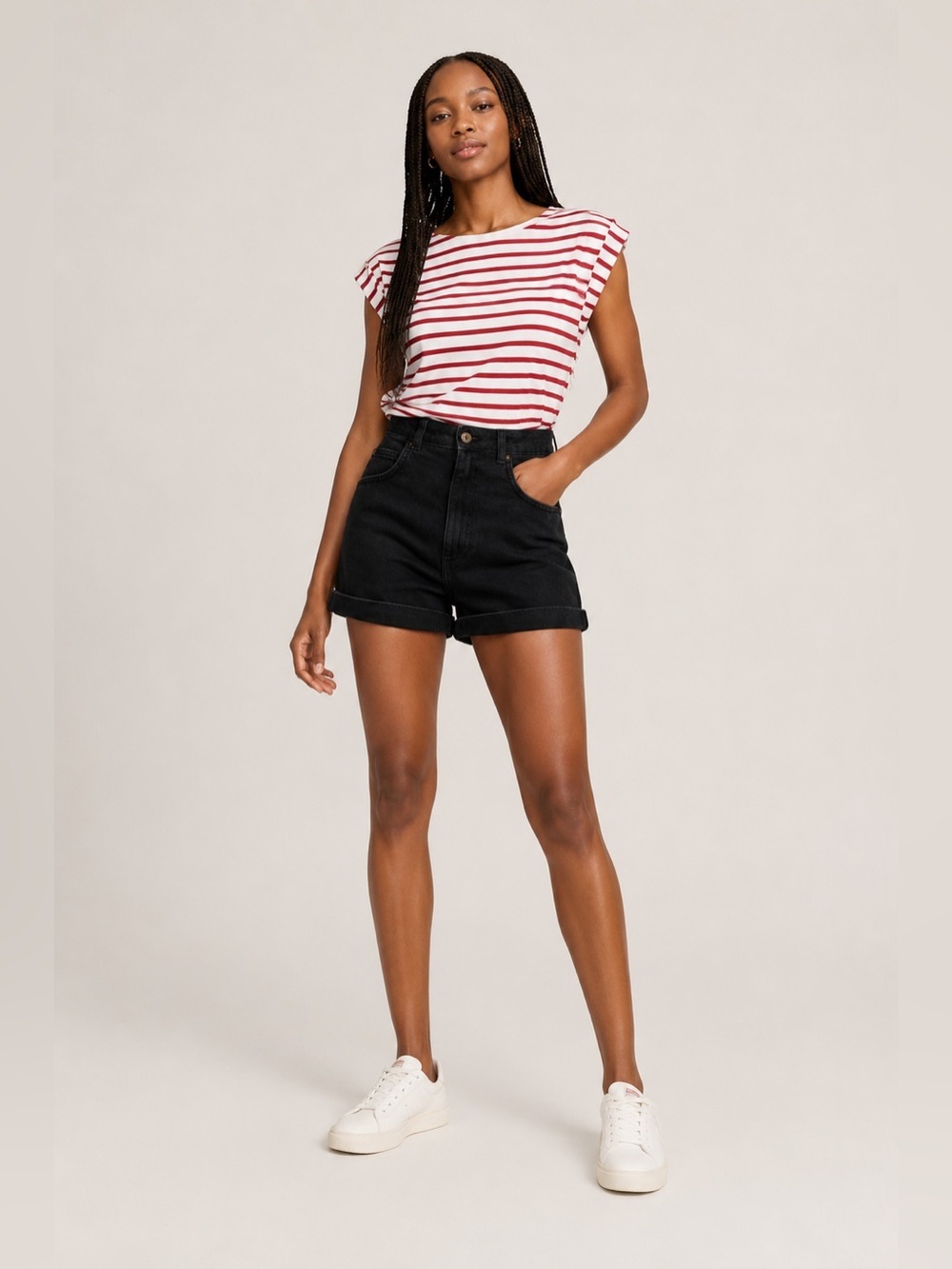 🖤 Zara High Rise Cuffed Denim Shorts